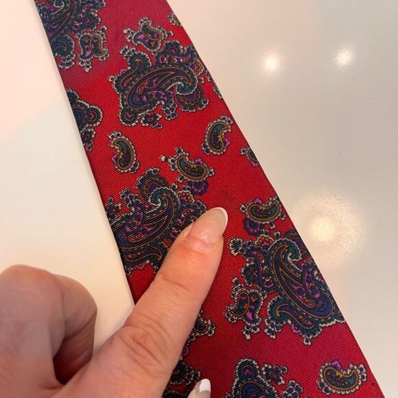 Christian Dior Red Paisley Silk Tie - Picture 7 of 10